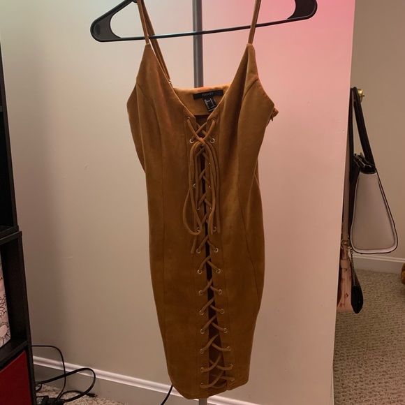 Body con dress - Picture 2 of 6